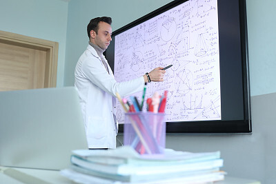 宁波大学科学技术学院2023届毕业生就业情况分析与就业工作重点