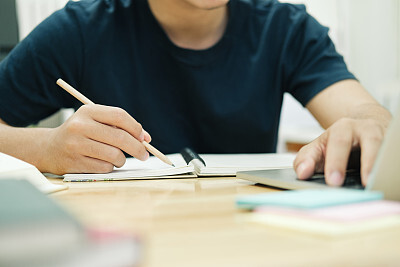 用人单位调研评价：洞察毕业生就业需求与学校培养质量