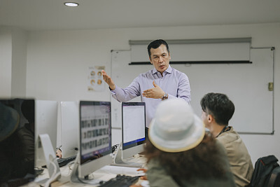 大学生简历模板免费可编辑的软件有哪些