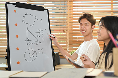 江西科技师学大学2018届毕业生就业质量年度报告分析