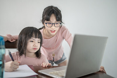高校就业发展趋势分析及对教育教学的反馈