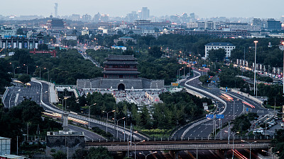 不写字的是左手还是右手